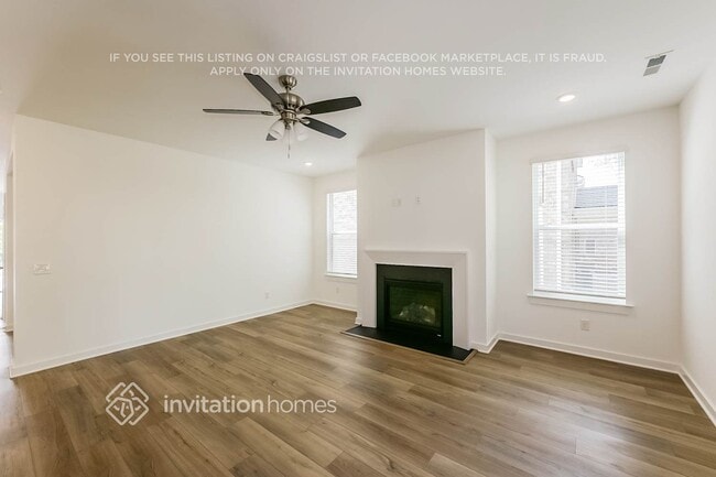 208 Crown Gdns Ct