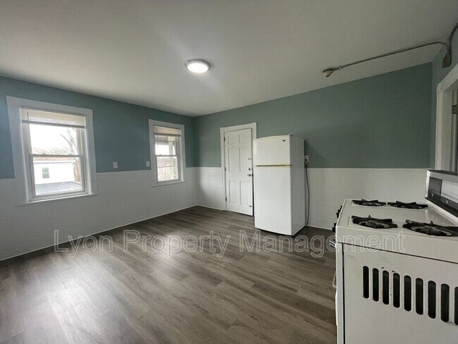 Photo - 834 Charles St Unidad 3 Front