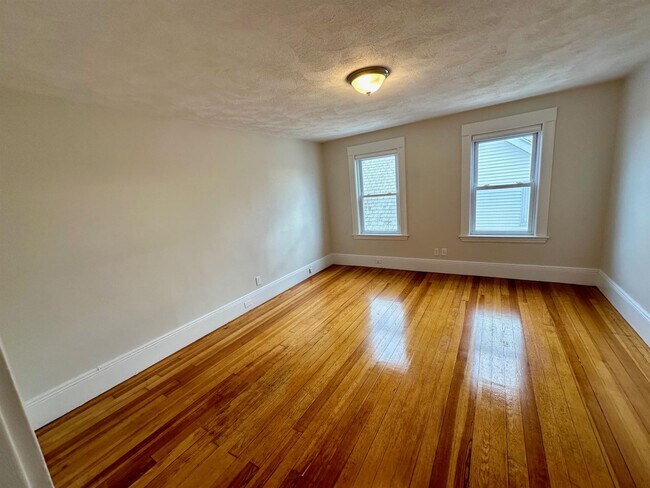 Photo - 12 Hill St Unit 3