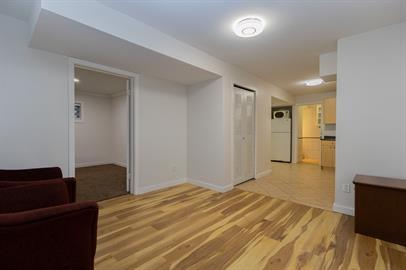 Photo - 2088 Majestic Crescent