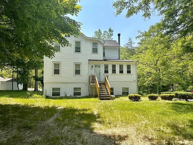 Photo - 6440 Seneca St Unit Upper Rear