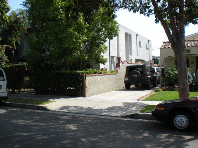 Photo - 2120 Stewart St