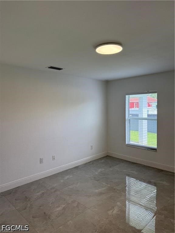 Photo - 3000 8th St W