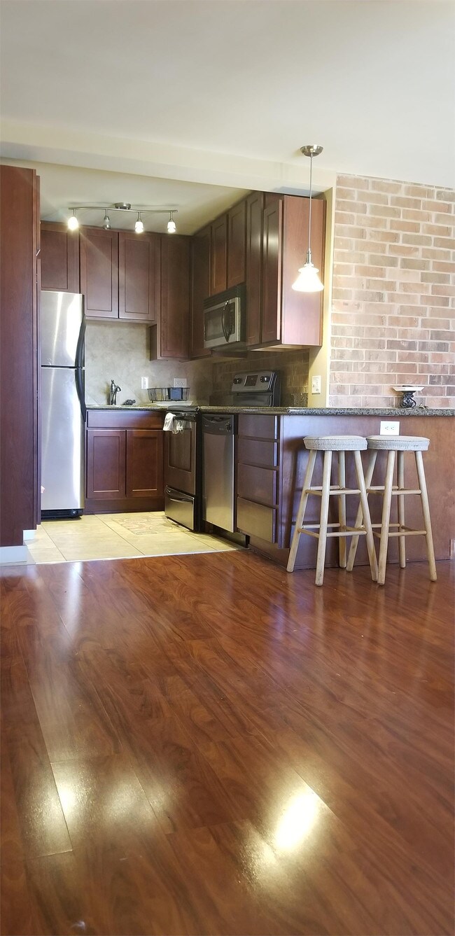 Photo - 2933 Baltimore Ave