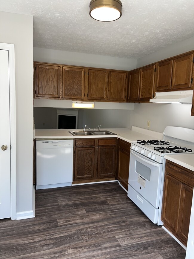 3455 Kingswood Run