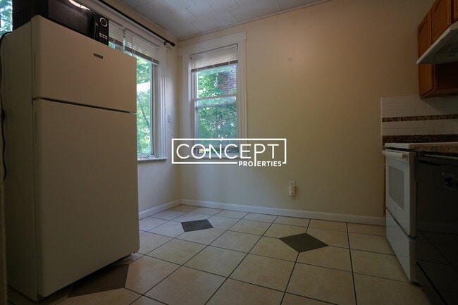 Photo - 18 Euston St Unit 4