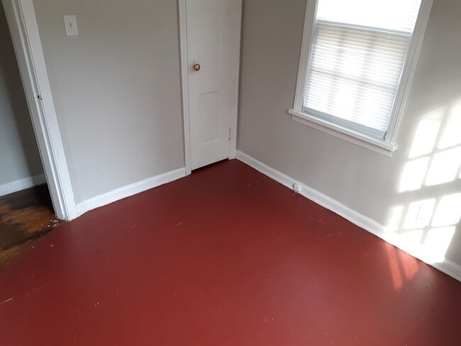 Photo - Charming 3 bed with loft!