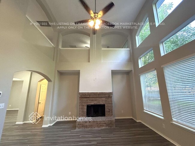 800 Stevenage Dr