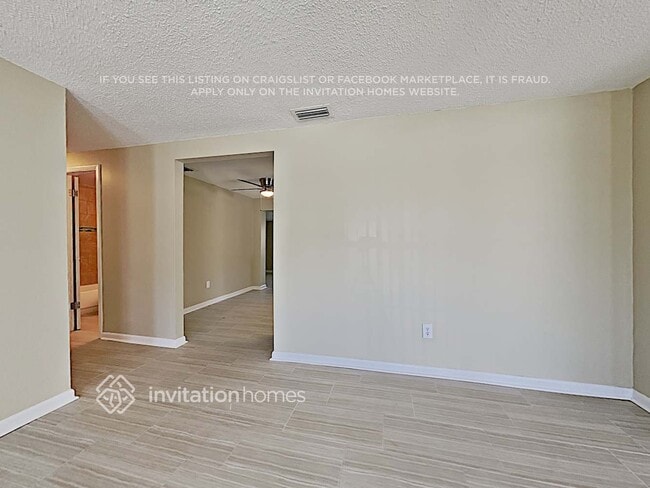 Photo - 8261 Greenleaf Cir