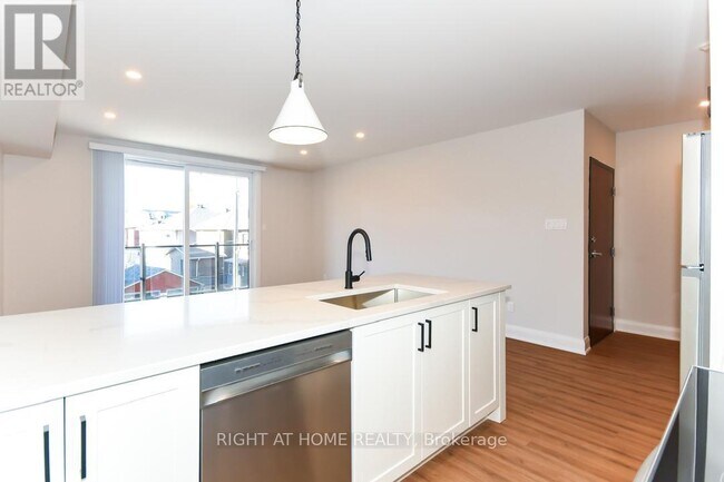 Photo - 35 Monk St Unit 8