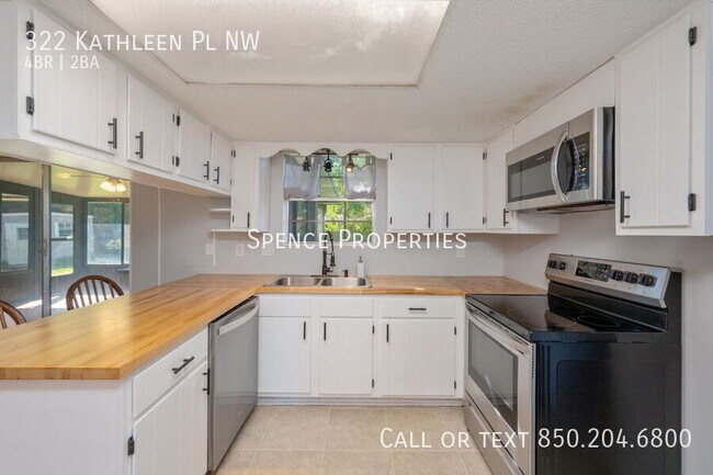 Photo - 322 Kathleen Pl NW