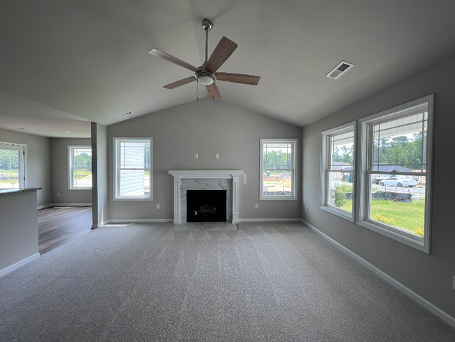 Photo - 23 Heatherglenn Cir