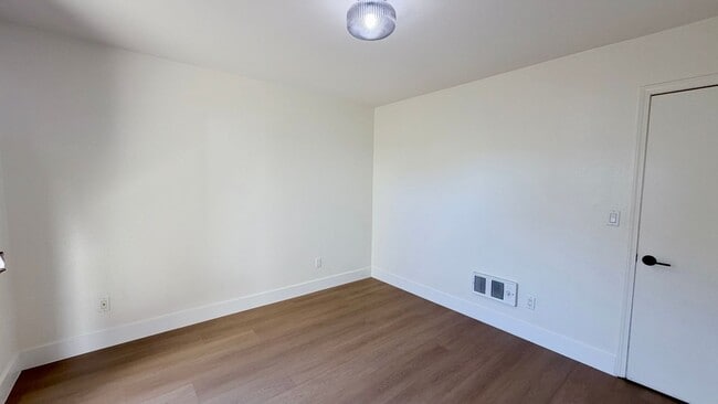 Photo - 4440 Cherokee Ave Unit 3