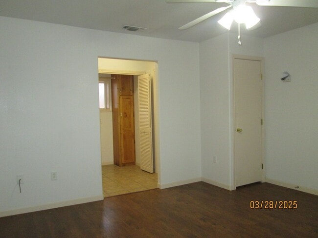 Photo - 2601 W 5th St