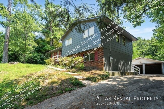 Photo - 605 Country View Dr NE