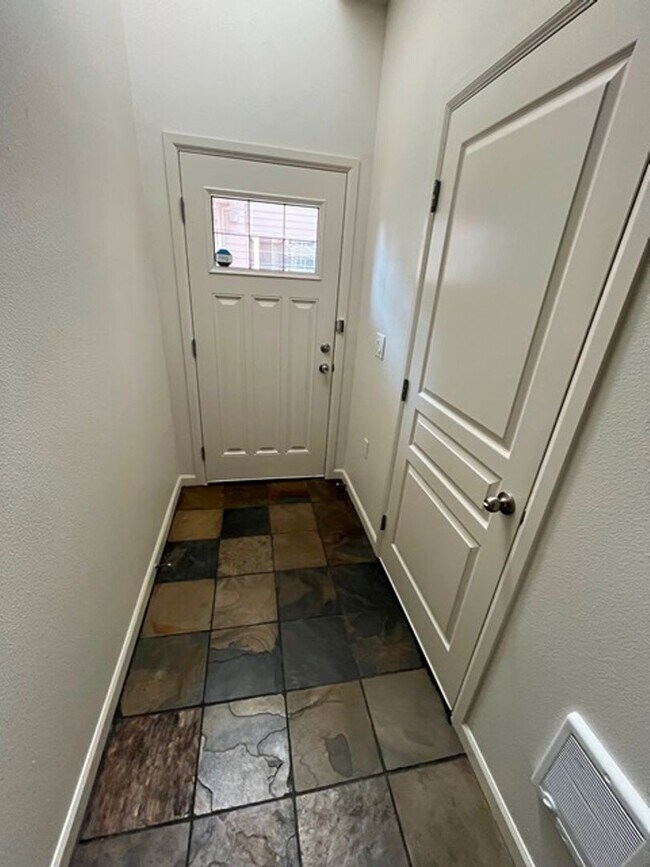 Photo - 10308 SW Hollyridge Ln