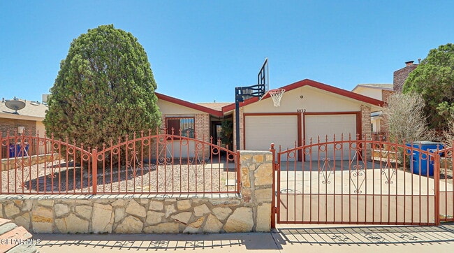Photo - 6032 Belladonna Cir House