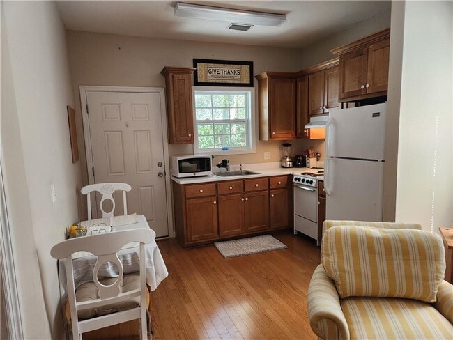 Photo - 108 Clapper Rail Ln