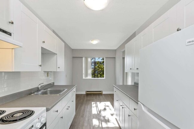 Don Quadra Apartments