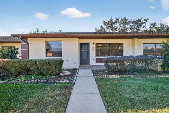 Building Photo - 12520 Orangewood Ct
