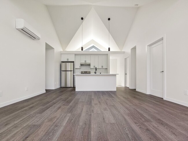 Photo - Spacious 3-Bedroom DADU with Private Balcony & Garage