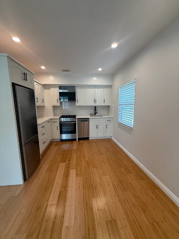 Photo - 10460 National Blvd Apartamento Unidad 2