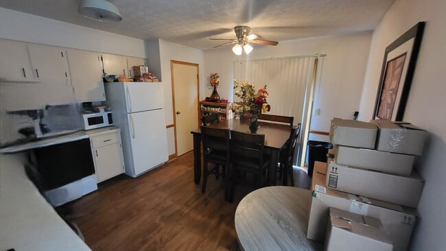 Photo - 3897 Millstone Rd Unit 3897