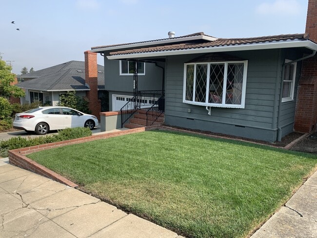 Photo - 1417 Sunnyslope Ave