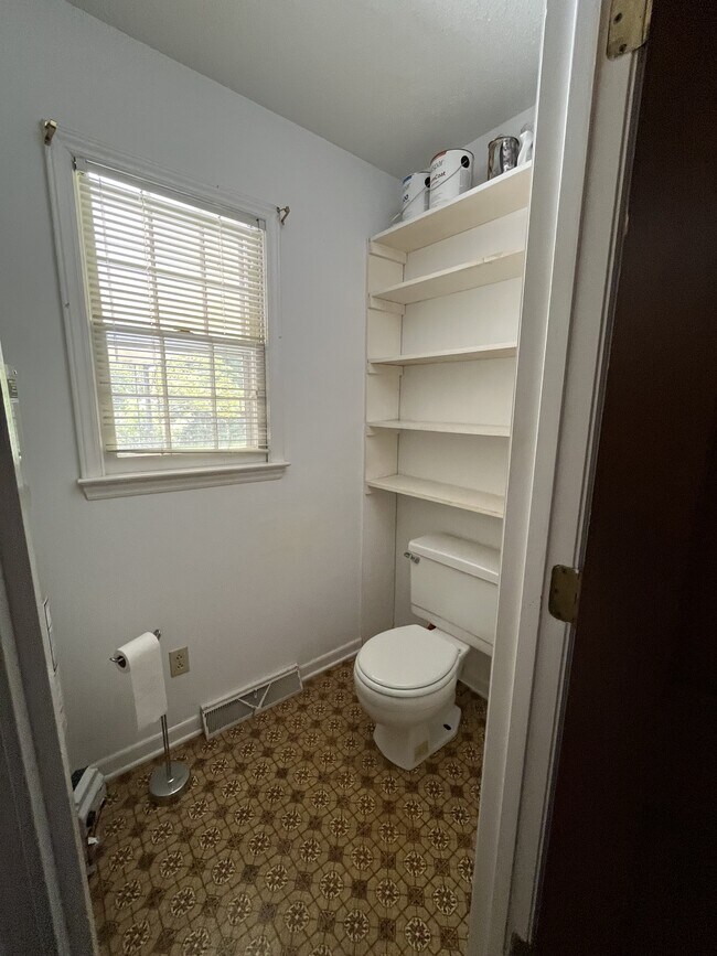 Photo - 5625 Potter Rd