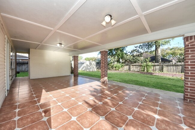 Photo - 15614 Barbarossa Dr