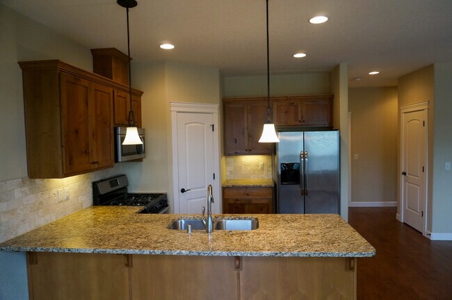 Photo - 7421 NE 58th Way