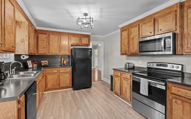 Photo - Furnished Mid Term Rental