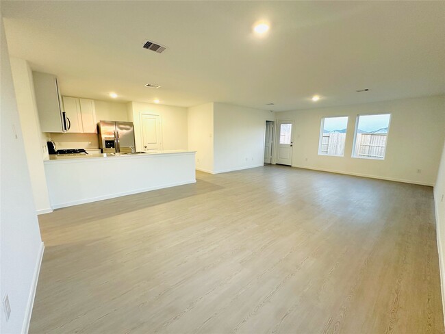 Photo - 26727 Sea Holly Cir
