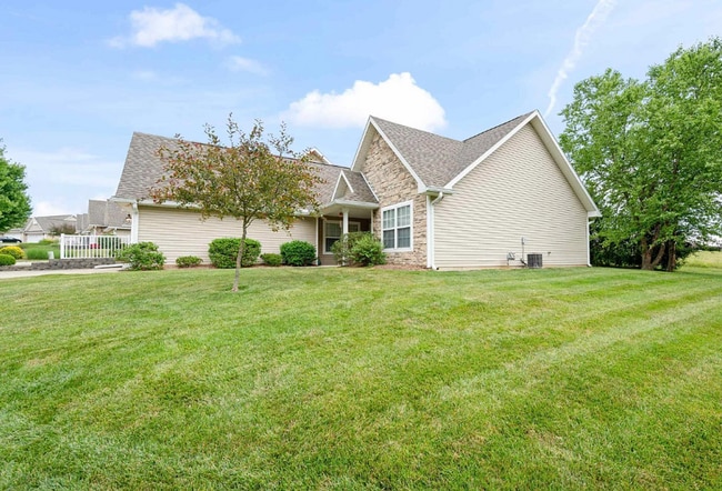 Photo - Arbor Ridge: 3 Bedroom, 2 Bath - Available Now!