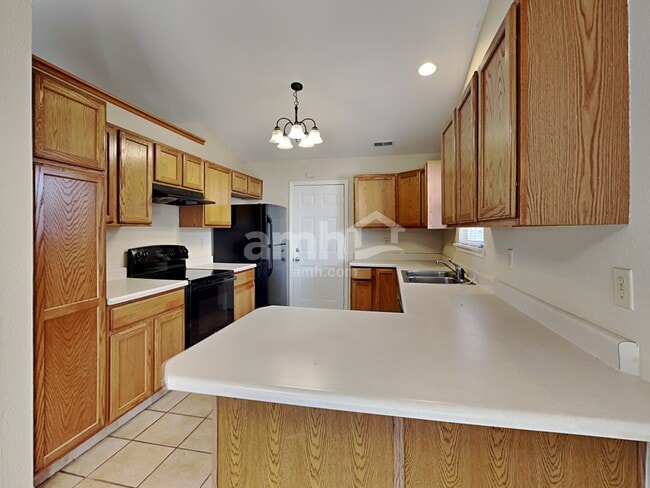 7457 Kidwell Dr