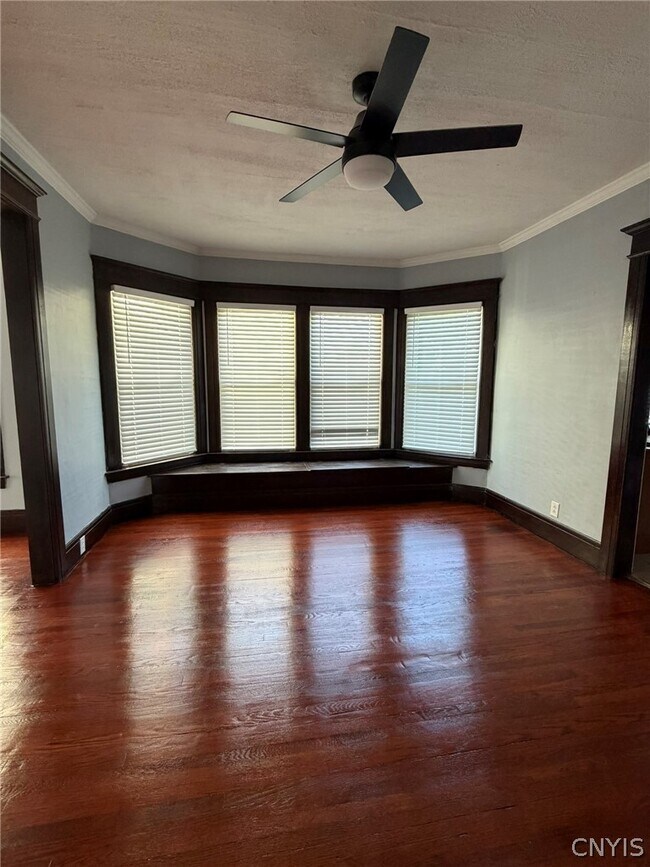 Photo - 123 E Lafayette Ave