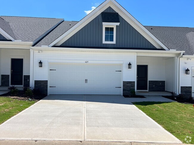 Building Photo - Beautiful Townhome for Rent!