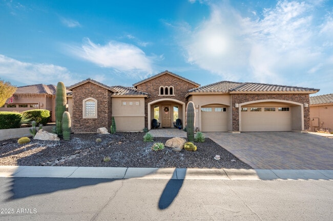 6237 E Bramble Berry Ln