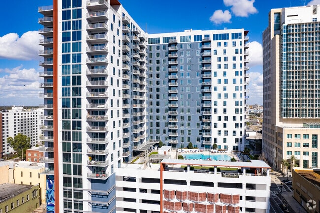 915 N Franklin St. Tampa, FL 33602-3815 - Nine15