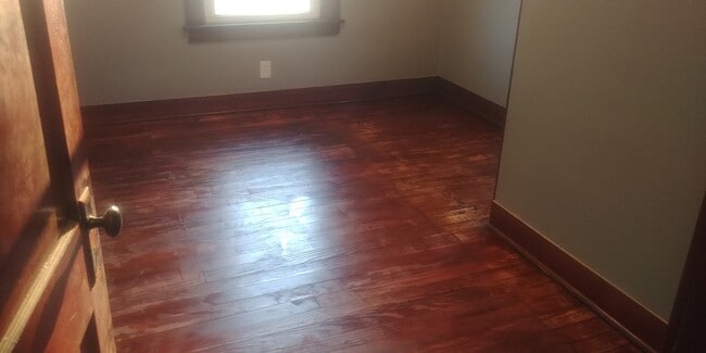 Photo - 727 Michigan Ave