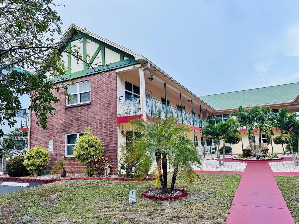 Photo - 1845 Jefferson St Condo Unit 7