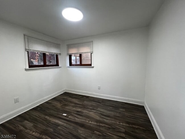 Photo - 110 Rockland Ave