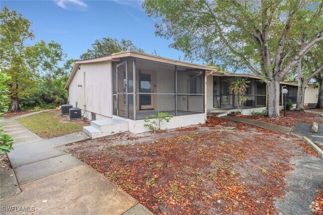 Building Photo - 5214 Treetops Dr Unit I Rental