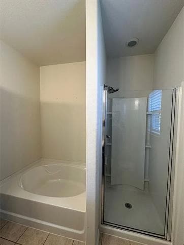 Photo - 2400 Lohani Ln