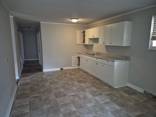 Photo - 255 Victoria St