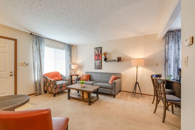 Woodside Place Apartments