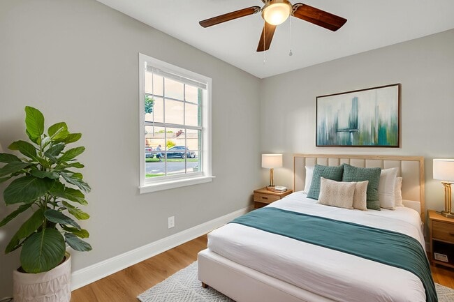 Building Photo - The Oaklyn Rental