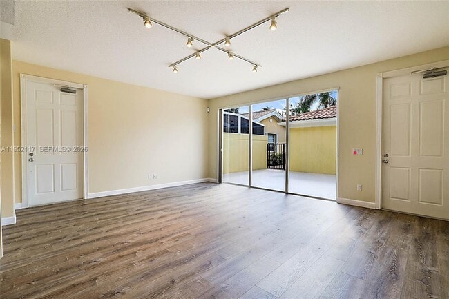 Photo - 178 Soriano Dr