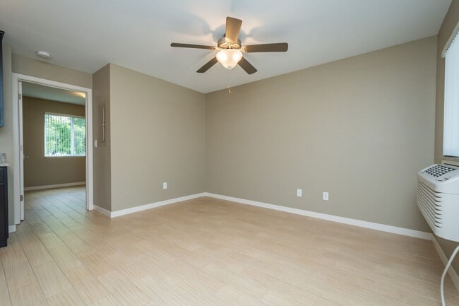 Woodridge Estates