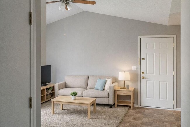 Photo - PINE GROVE APARTMENTS